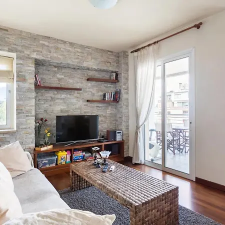 Warm In The Heart Of The Center - Balcony & View 니코시아