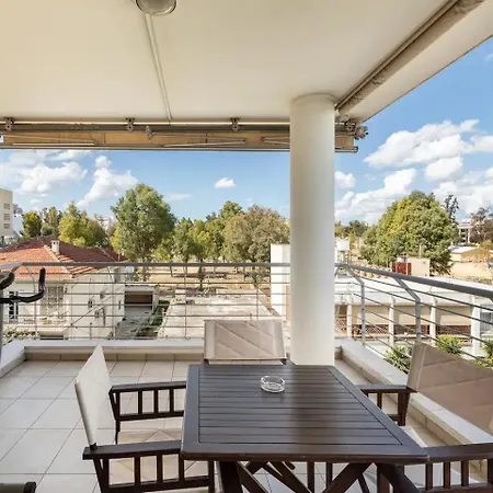 Apartmán Warm In The Heart Of The Center - Balcony & View *