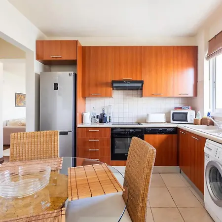 Warm In The Heart Of The Center - Balcony & View 아파트 *