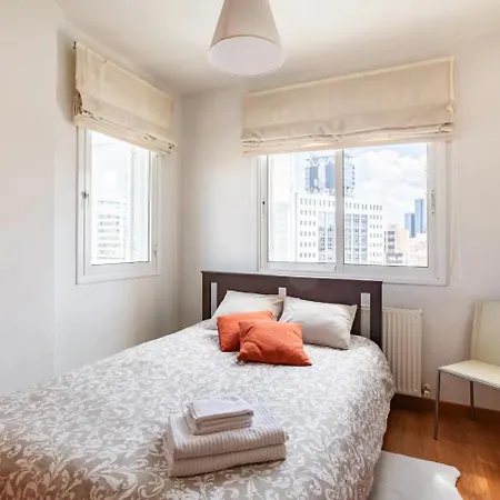 Warm In The Heart Of The Center - Balcony & View * 니코시아