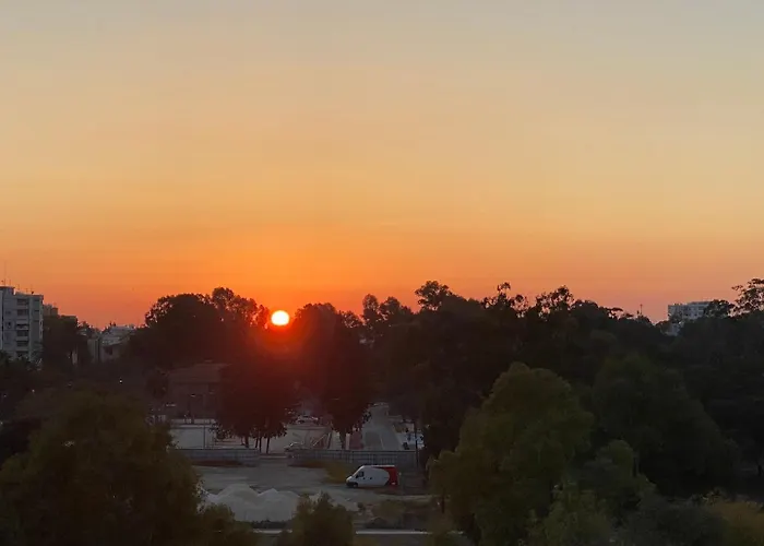 Warm In The Heart Of The Center - Balcony & View Apartmán Nikósie