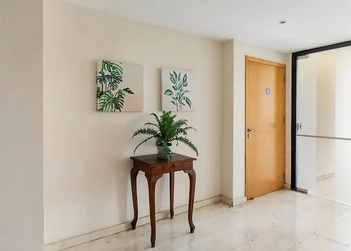 Warm In The Heart Of The Center - Balcony & View * Nikósie