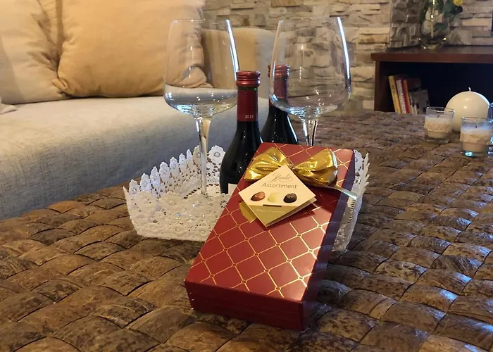 Warm In The Heart Of The Center - Balcony & View Apartmán